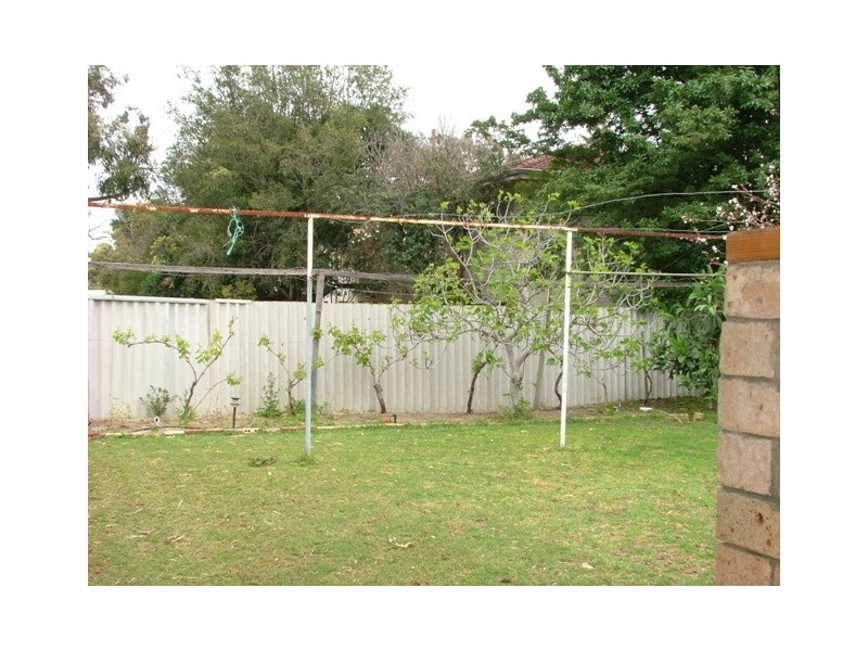 173 Mirrabooka Ave, Balga WA 6061