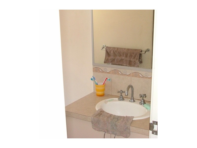 61A Esperanto way, Westminster WA 6061