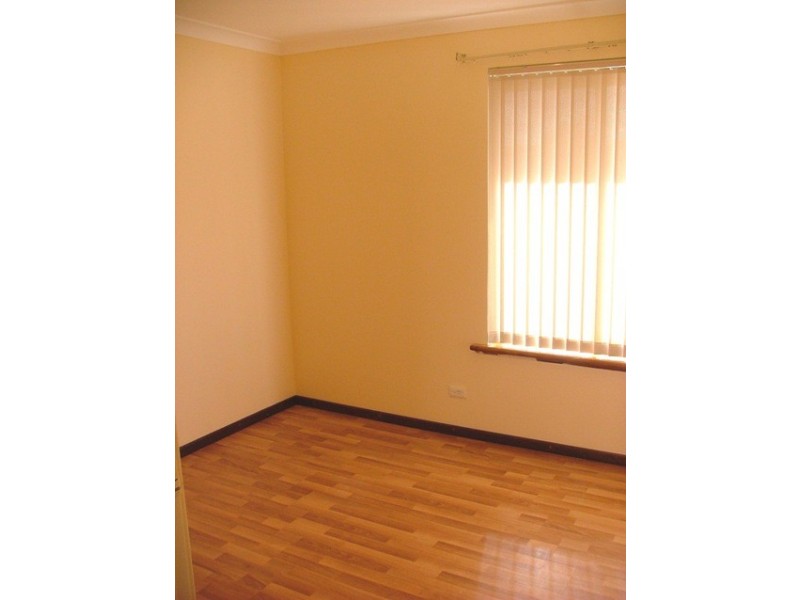 15 Windarra Heights, Marangaroo WA 6064