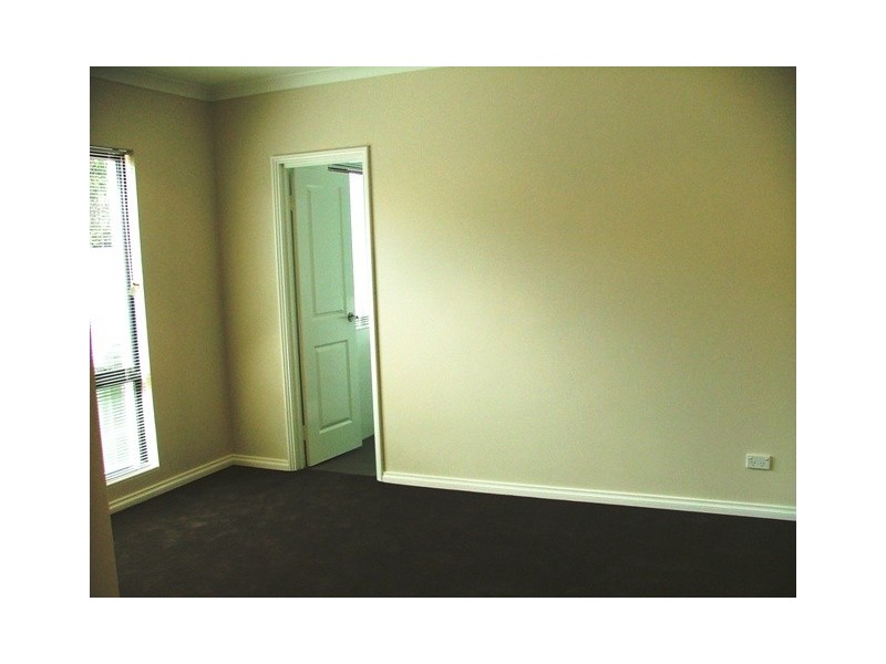 2/335 Coode Street, Dianella WA 6059