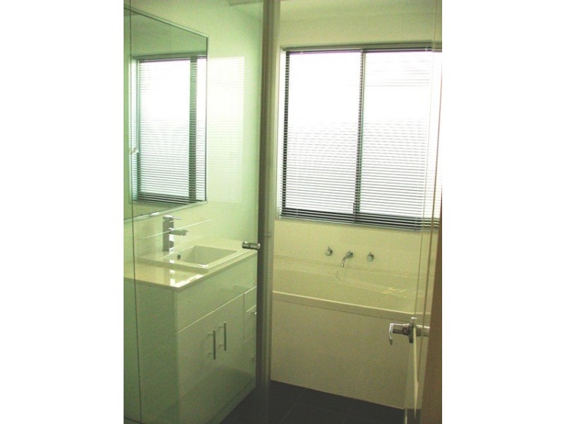 3/335 Coode Street, Dianella WA 6059