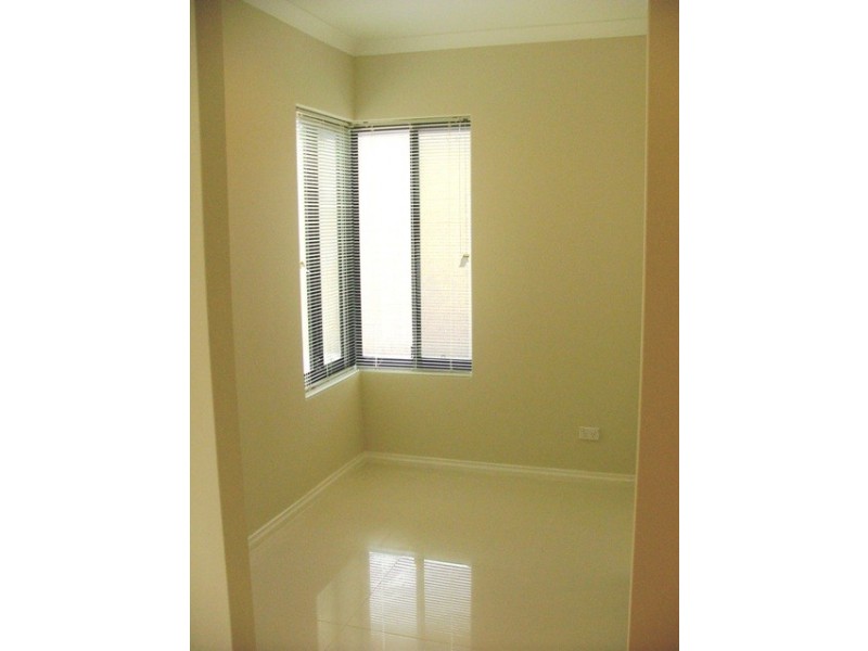 3/341 Coode Street, Dianella WA 6059