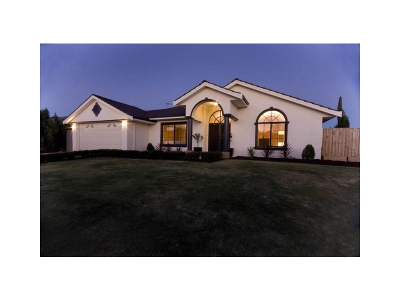 24 Bancroft Ramble, Landsdale WA 6065