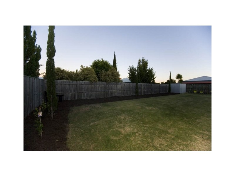 24 Bancroft Ramble, Landsdale WA 6065