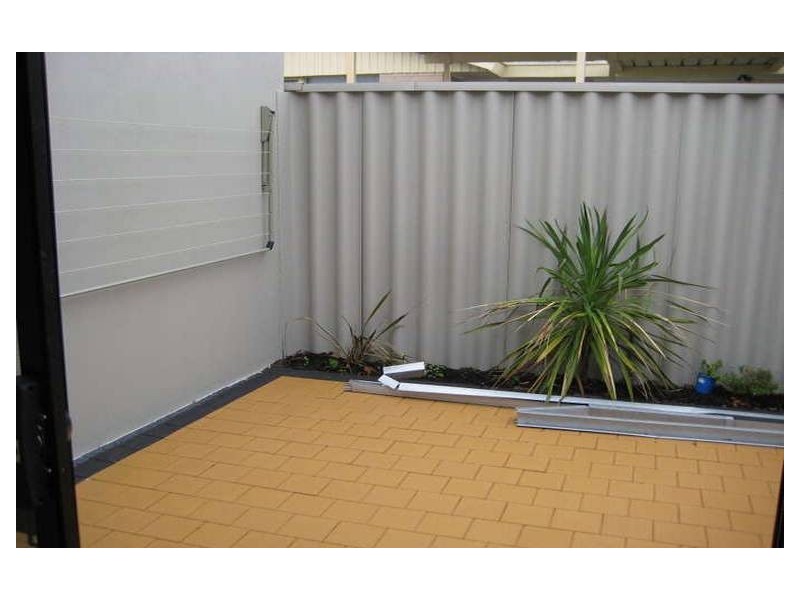 25A Lindfield Street, Westminster WA 6061