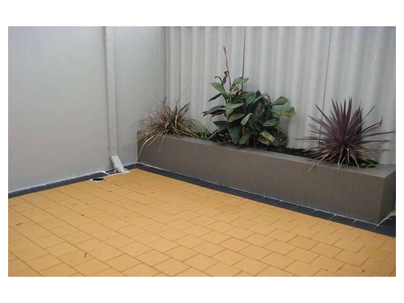 25B Lindfield Street, Westminster WA 6061