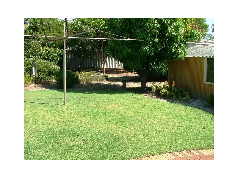 290 Morley Drive, Eden Hill WA 6054
