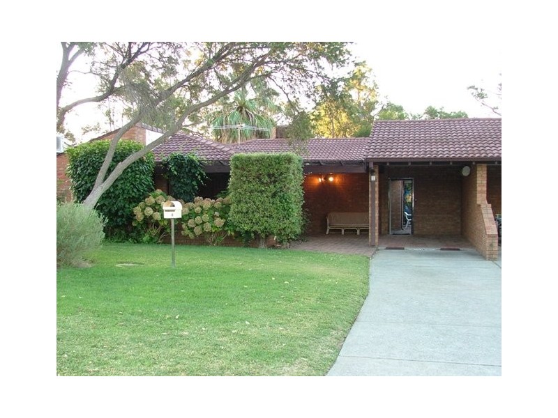 23B Inveraray Crescent, Hamersley WA 6022