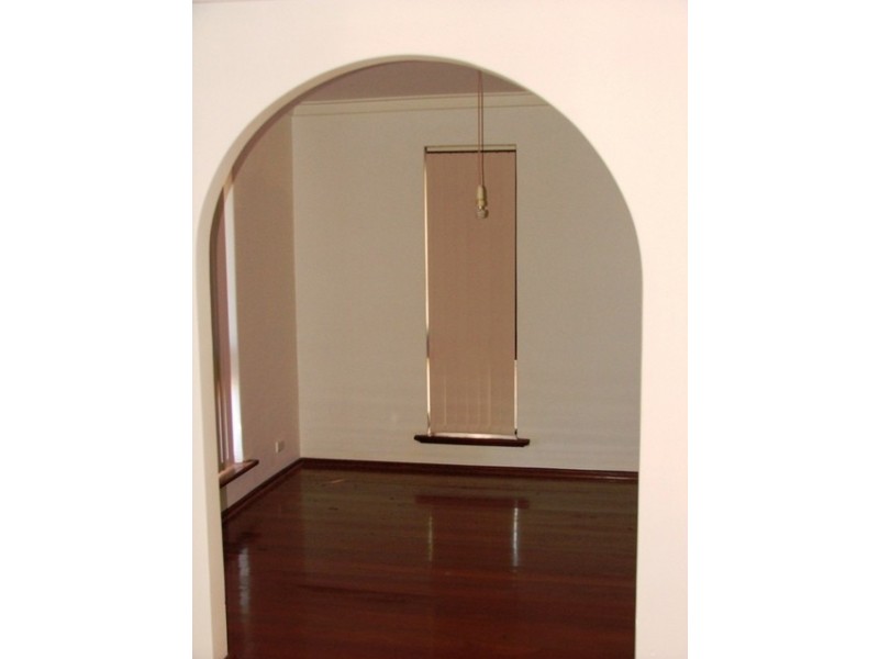 22 Loughton Way, Balga WA 6061