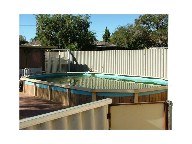 22 Loughton Way, Balga WA 6061