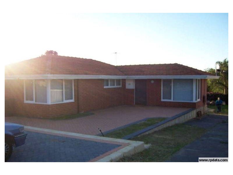 21 Roxwell Way, Girrawheen WA 6064