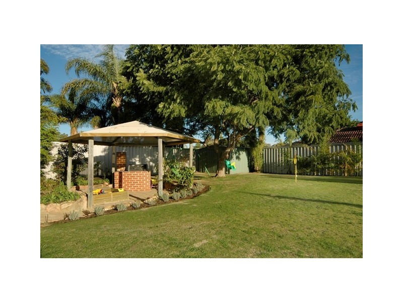 51 Aristos Way, Marangaroo WA 6064