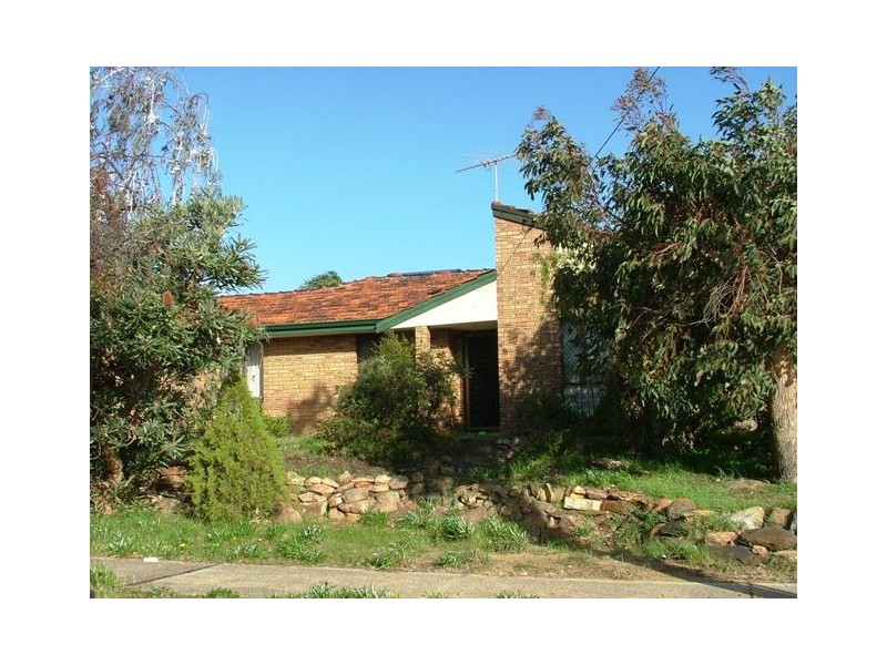 698 Beach Road, Hamersley WA 6022