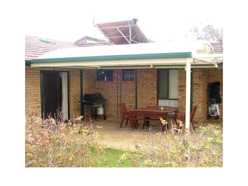 698 Beach Road, Hamersley WA 6022