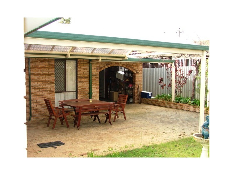 698 Beach Road, Hamersley WA 6022