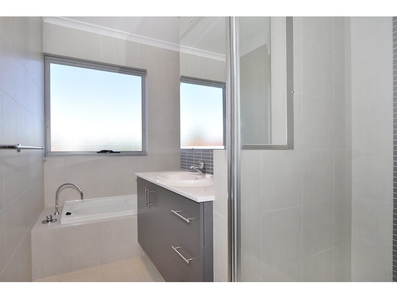 76D Arkana Road, Westminster WA 6061