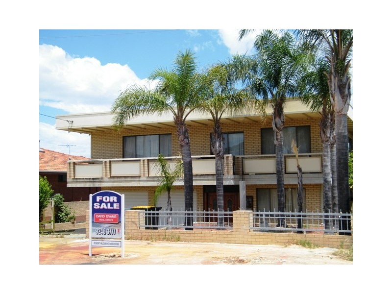 25 Capstone Way, Marangaroo WA 6064