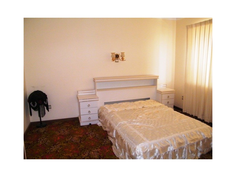 25 Capstone Way, Marangaroo WA 6064