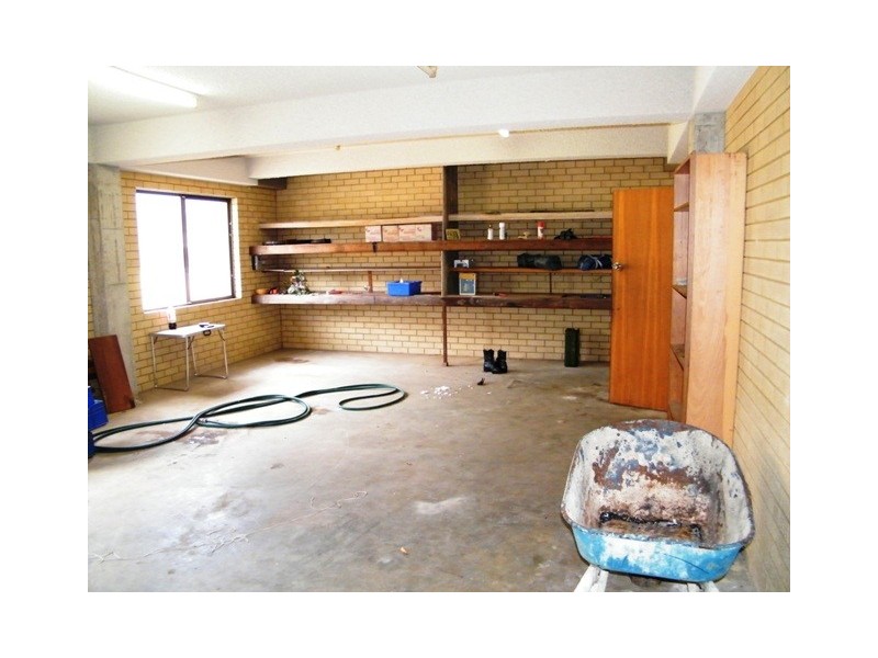 25 Capstone Way, Marangaroo WA 6064