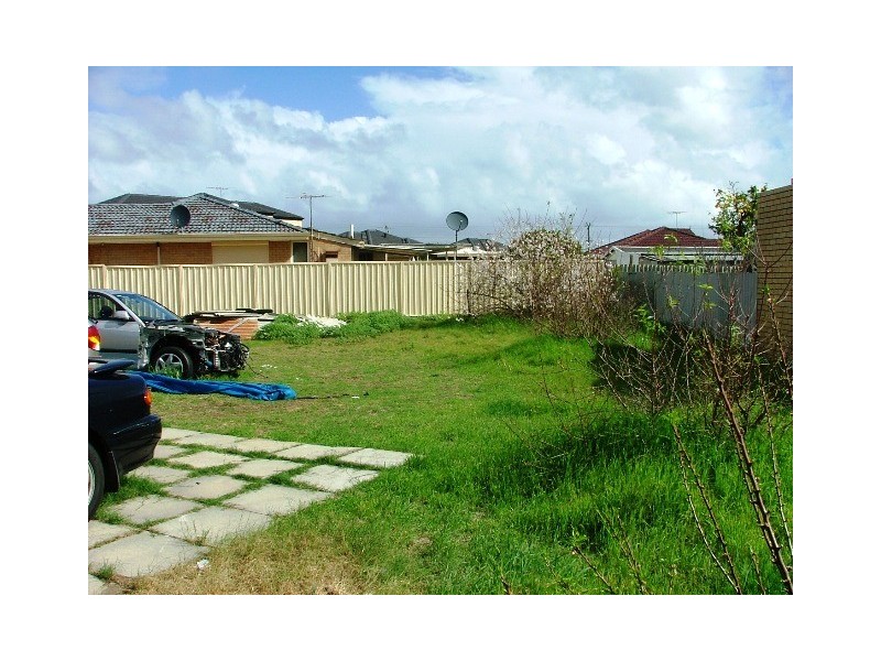 33A Tontave Road, Westminster WA 6061