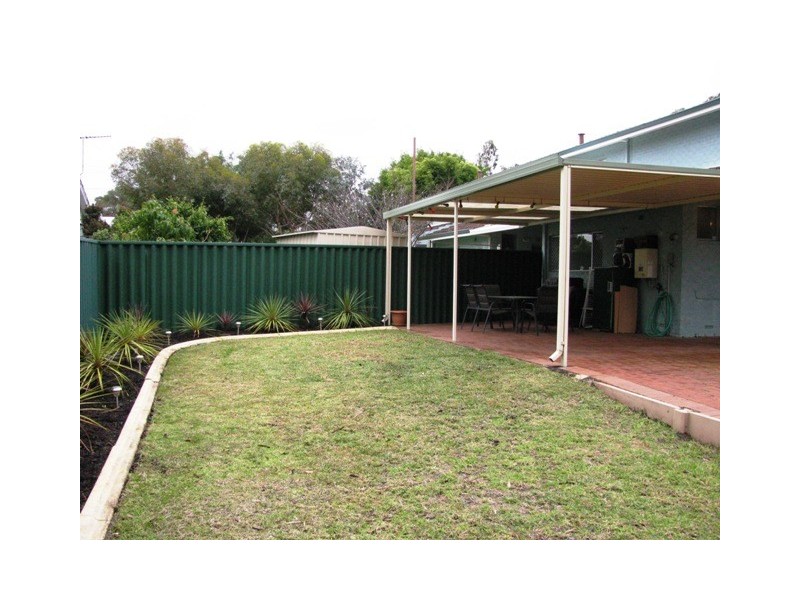 20A Casserley Avenue, Girrawheen WA 6064