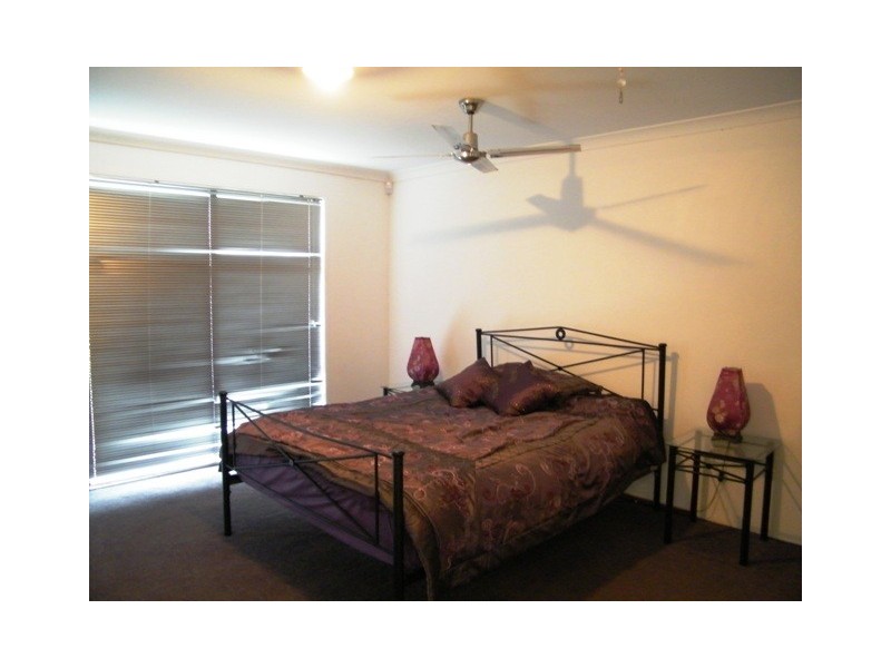 14 Indiana Way, Hocking WA 6065
