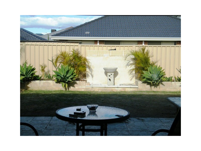 14 Indiana Way, Hocking WA 6065