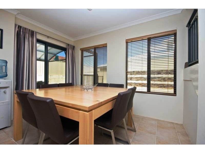 8 Milano Avenue, Stirling WA 6021