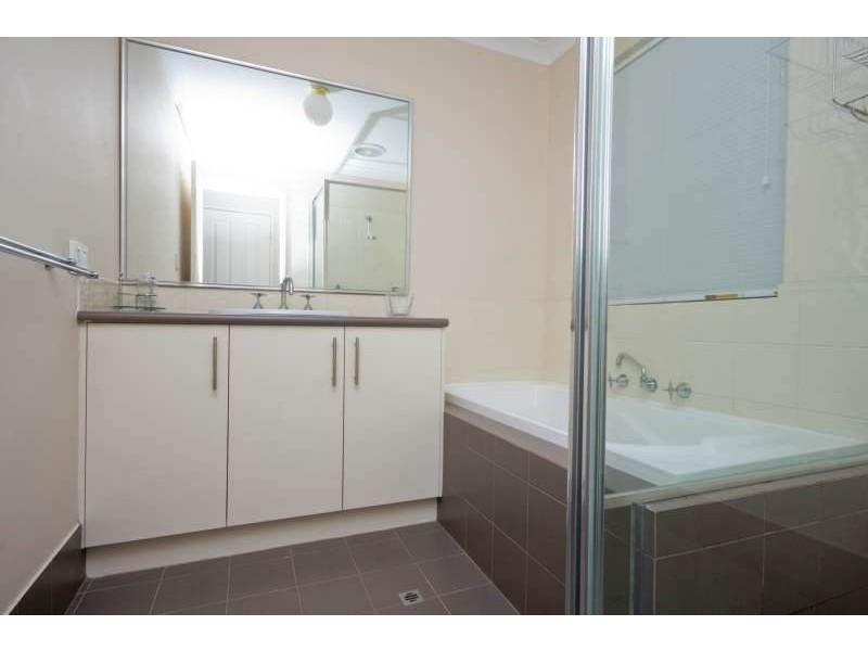 8 Milano Avenue, Stirling WA 6021