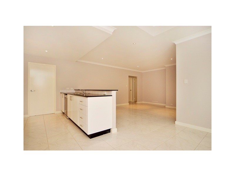 13A Roberts Bridge Road, Nollamara WA 6061