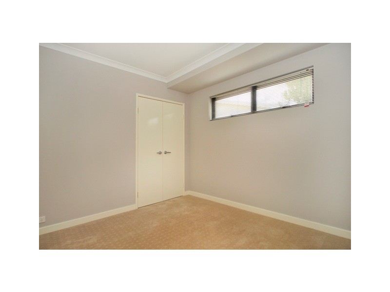 13A Roberts Bridge Road, Nollamara WA 6061