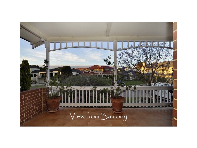 32 Ash Grove, Duncraig WA 6023