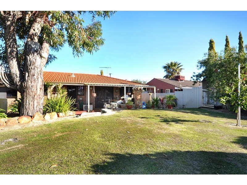 35 Balga Avenue, Balga WA 6061