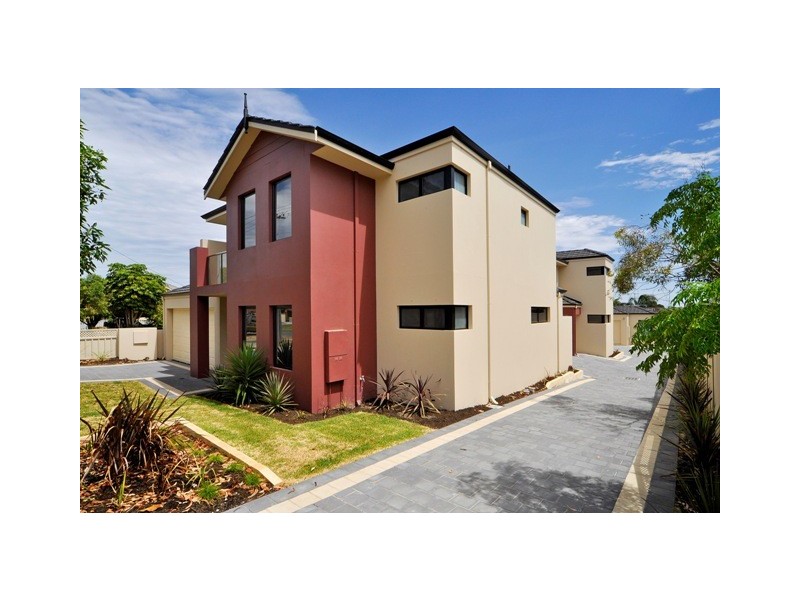 13B Roberts Bridge Road, Nollamara WA 6061