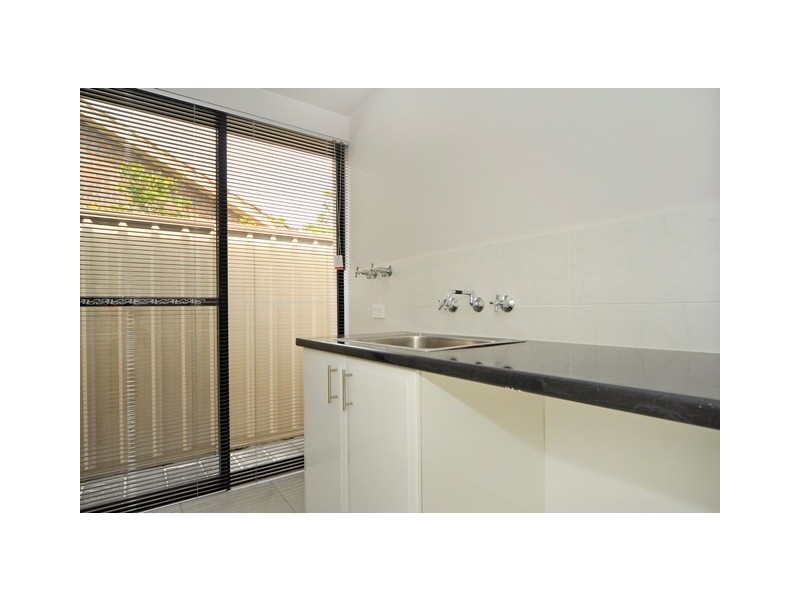 13B Roberts Bridge Road, Nollamara WA 6061