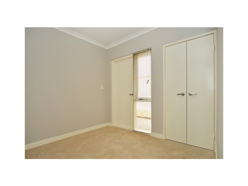 13C Roberts Bridge Road, Nollamara WA 6061