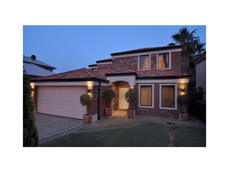 54  Chaucer Street, Yokine WA 6060