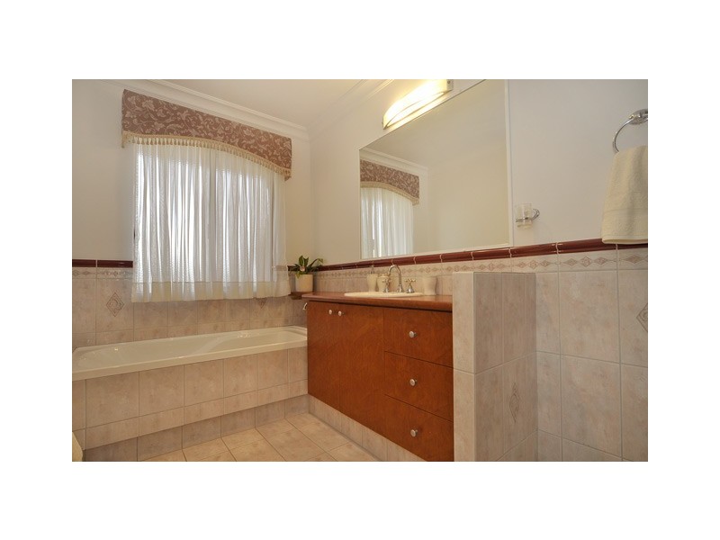 54  Chaucer Street, Yokine WA 6060