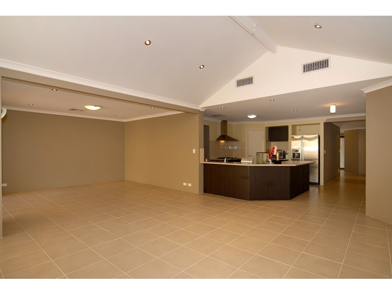 8 Fairywren Trail, Beeliar WA 6164