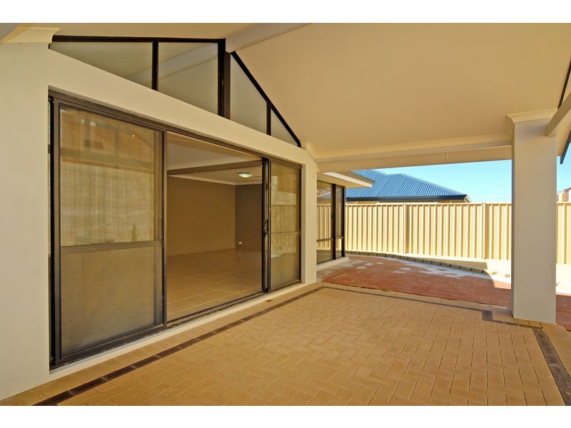 8 Fairywren Trail, Beeliar WA 6164