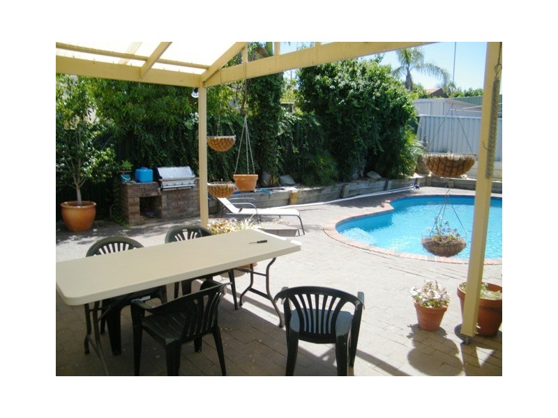 19 Brabant Way, Hamersley WA 6022