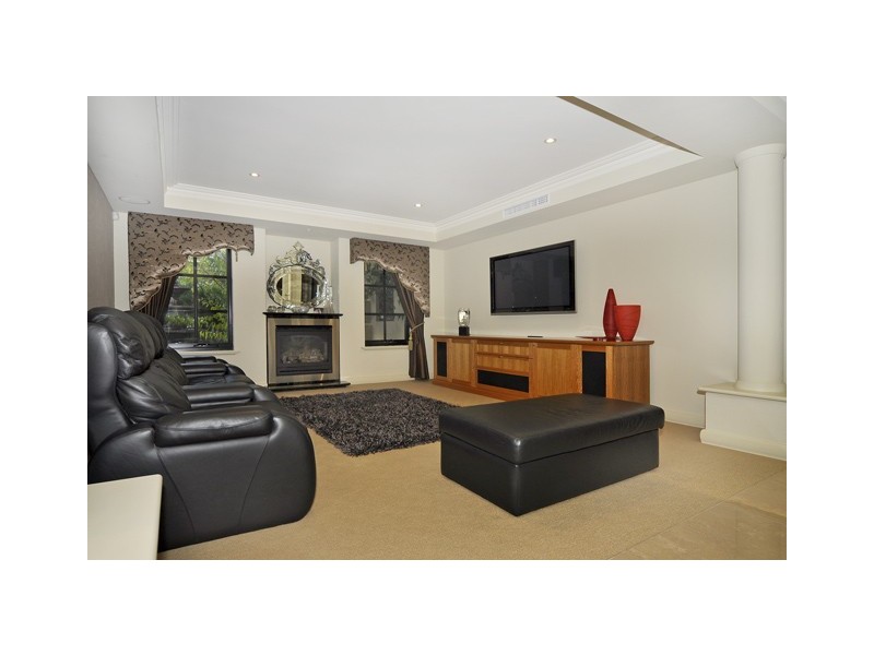 11 Plumosa Mews, Duncraig WA 6023