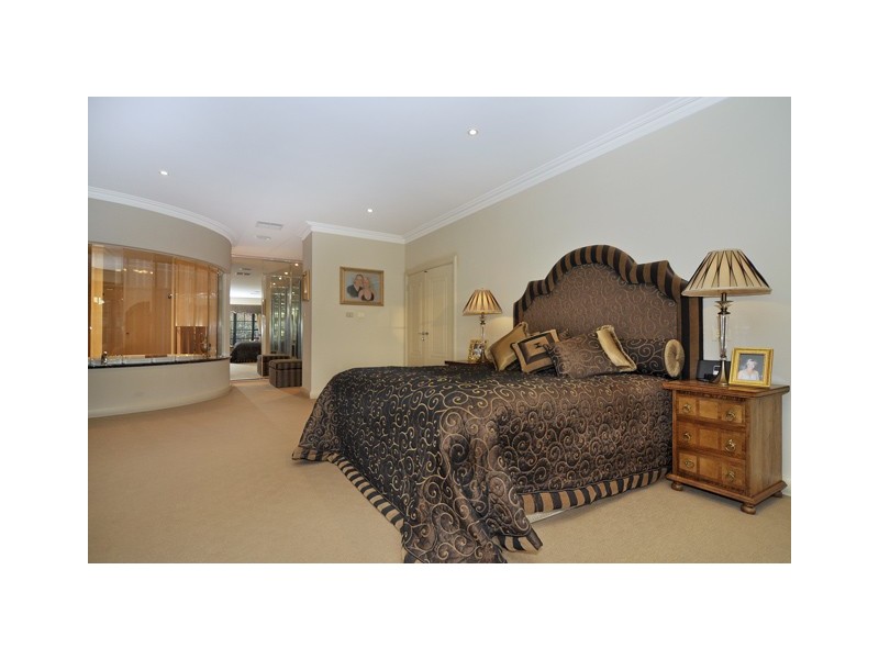 11 Plumosa Mews, Duncraig WA 6023