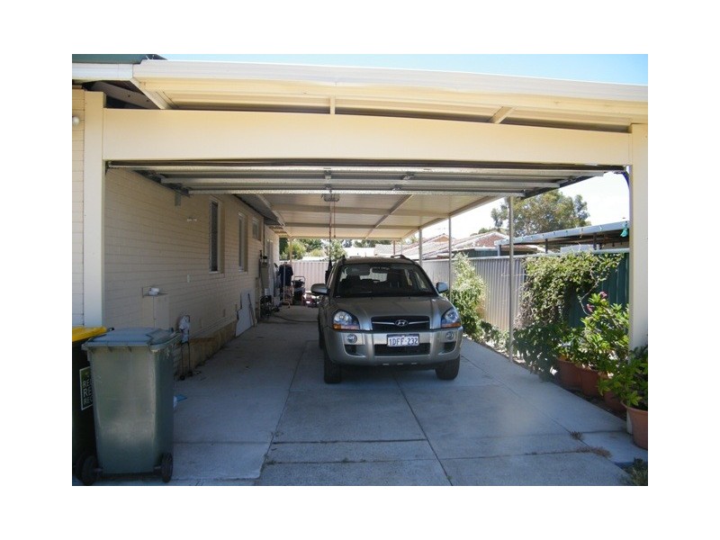 3B Tendring Way, Girrawheen WA 6064