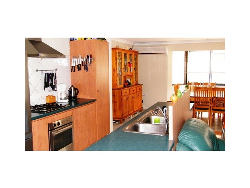 38 Denman Gardens, Landsdale WA 6065