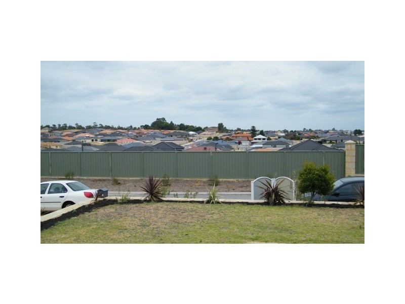 38 Denman Gardens, Landsdale WA 6065