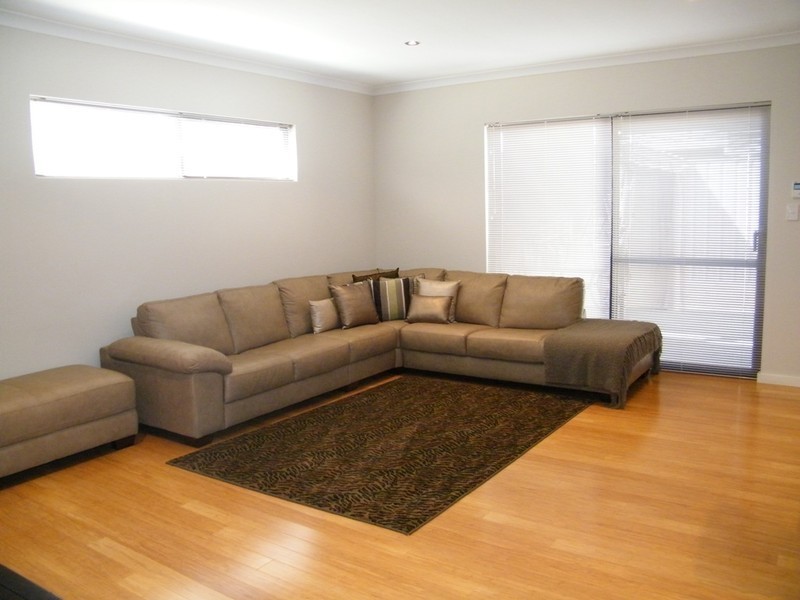 2/80 Kilmurray Way, Balga WA 6061