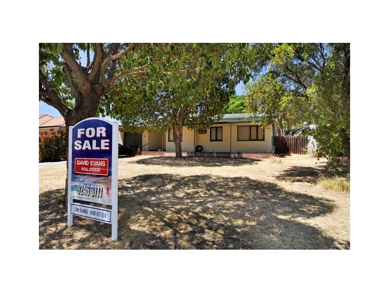 6 Poynings Street, Westminster WA 6061