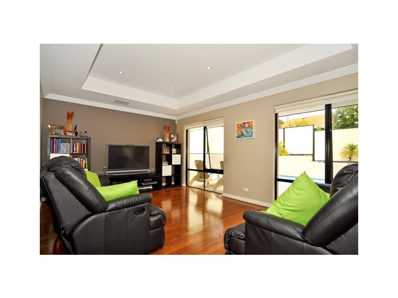 4 Gerda Court, Greenwood WA 6024