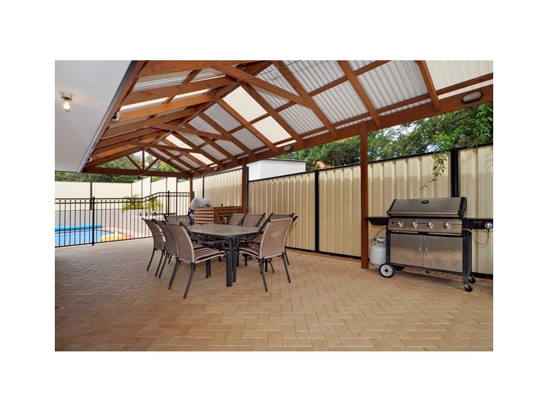 4 Gerda Court, Greenwood WA 6024